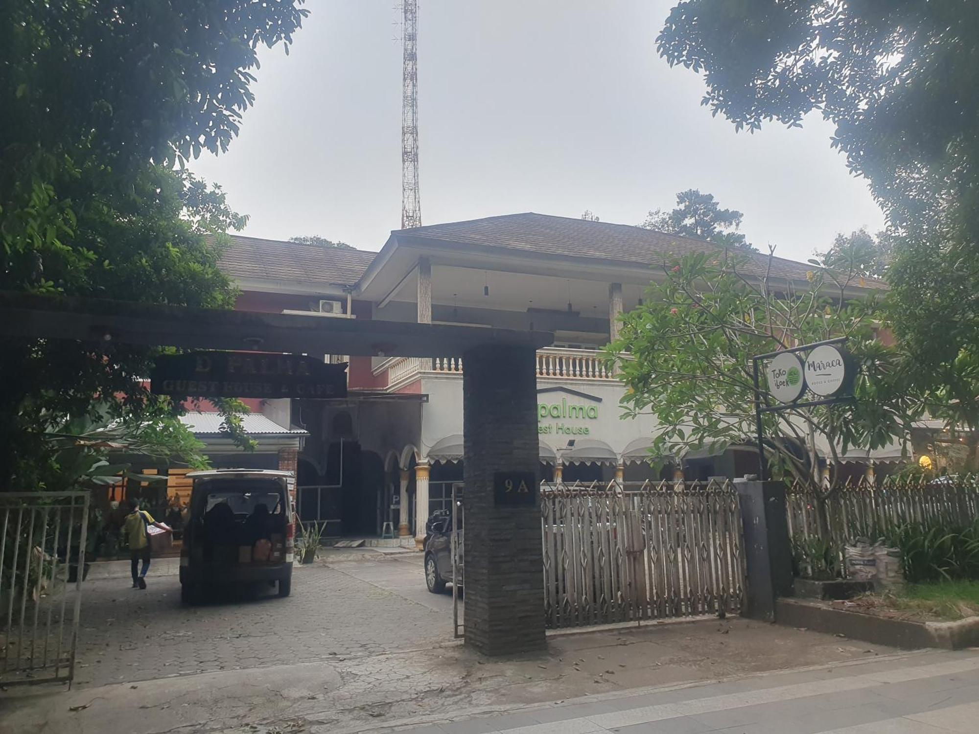 Ruang Tidur At Dpalma Bogor Hotel Eksteriør billede