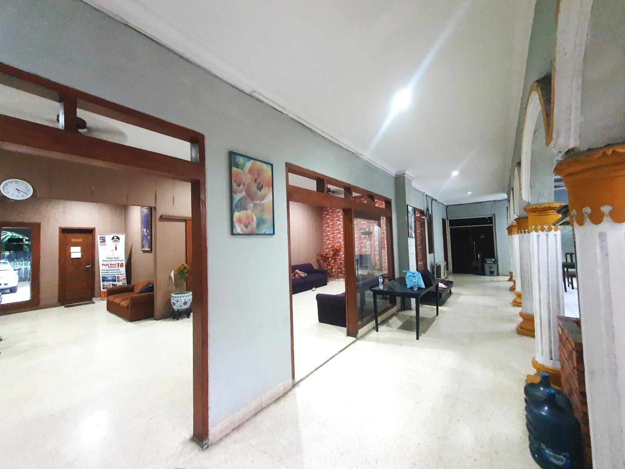 Ruang Tidur At Dpalma Bogor Hotel Eksteriør billede
